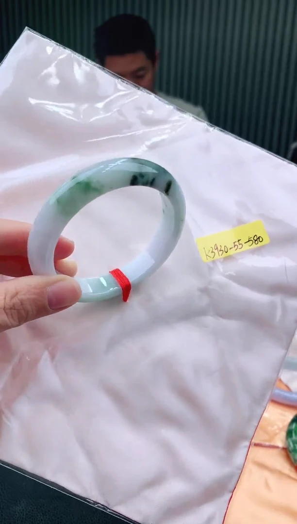 未镶嵌手镯翡翠55