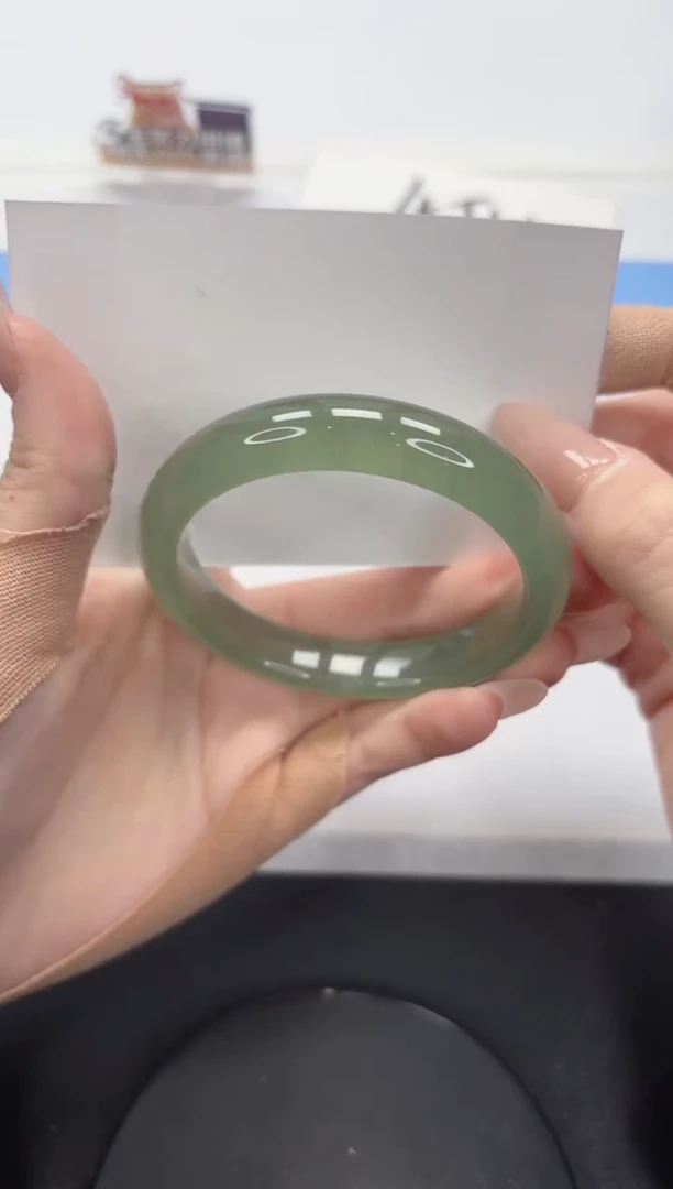 【闪购商品】石英质玉手镯未镶嵌A374-56.6