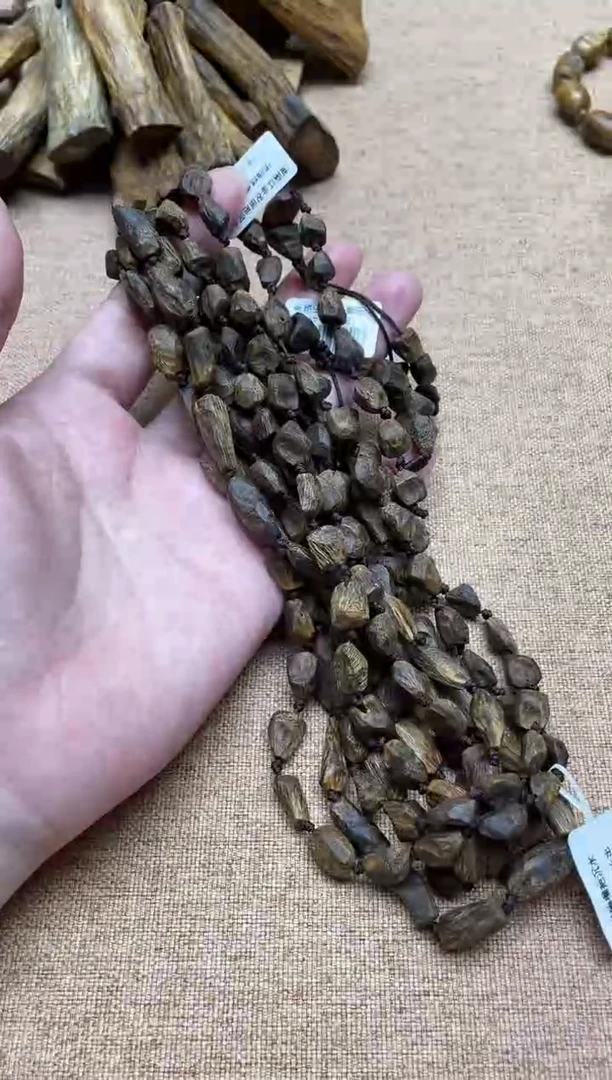 沉香手串红金猊留疤沉水随型多圈多样性发其一