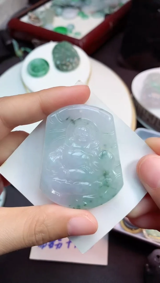 颈饰未镶嵌翡翠吊坠