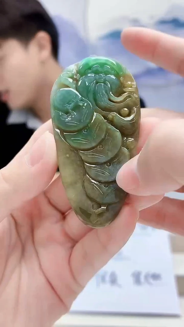 未镶嵌定制翡翠5145lr-毛货挂件194