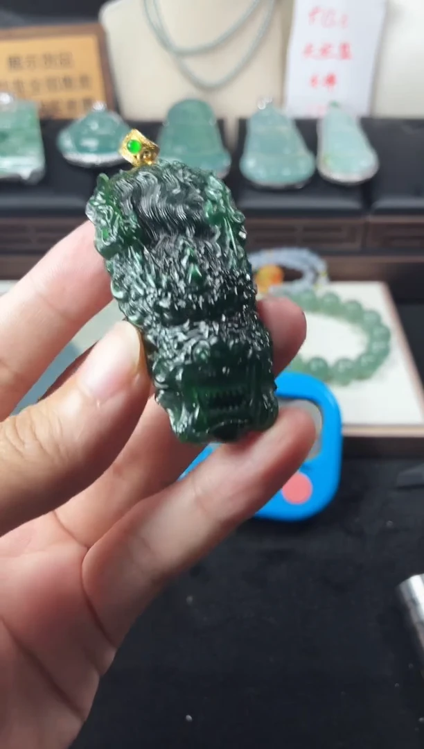 未镶嵌定制翡翠管*3906毛货不退不换