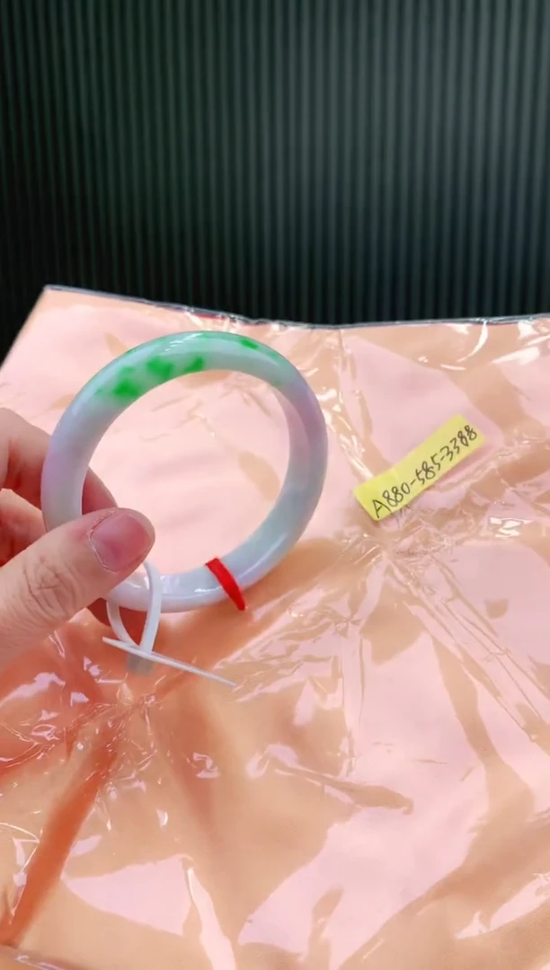 未镶嵌手镯翡翠58+