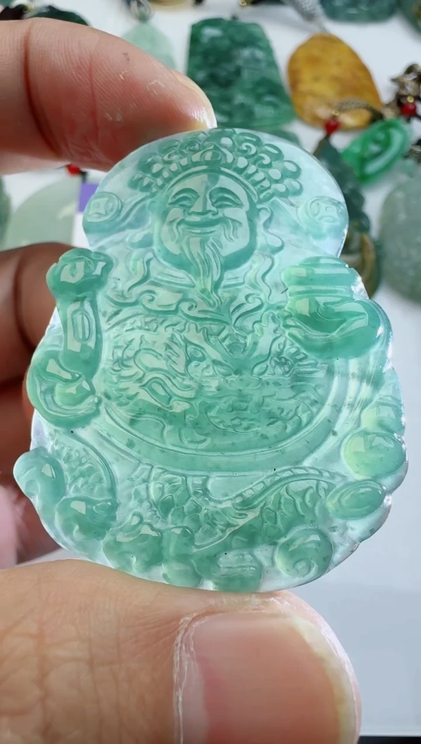 【闪购商品】翡翠吊坠(不含链)未镶嵌多样性随机发其一