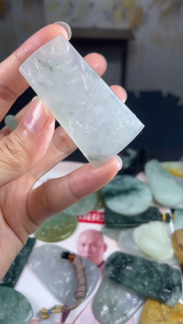 定制翡翠未镶嵌05-30HDJT0161998