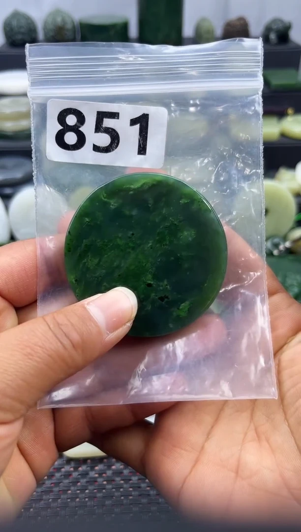 未镶嵌和田玉珠宝半成品镯芯