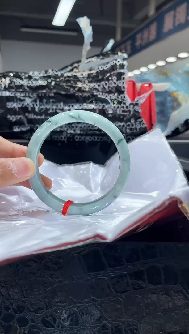 未镶嵌手镯翡翠2