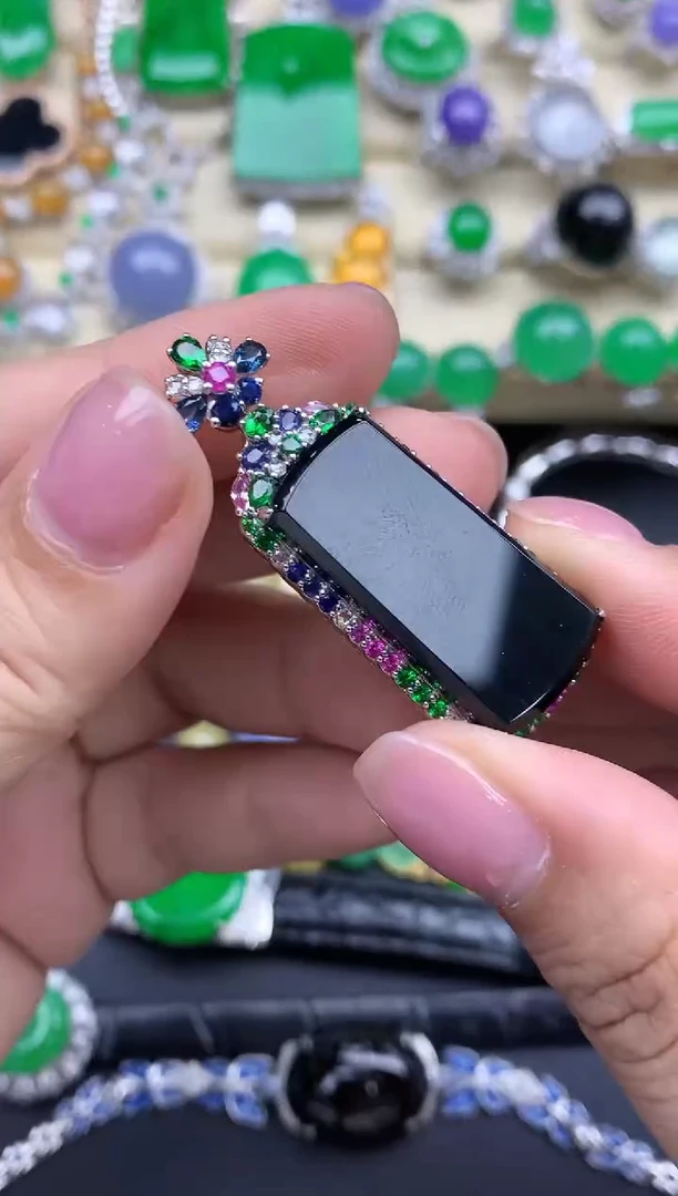 【闪购商品】翡翠颈饰18K金镶嵌461-中国好珍宝1