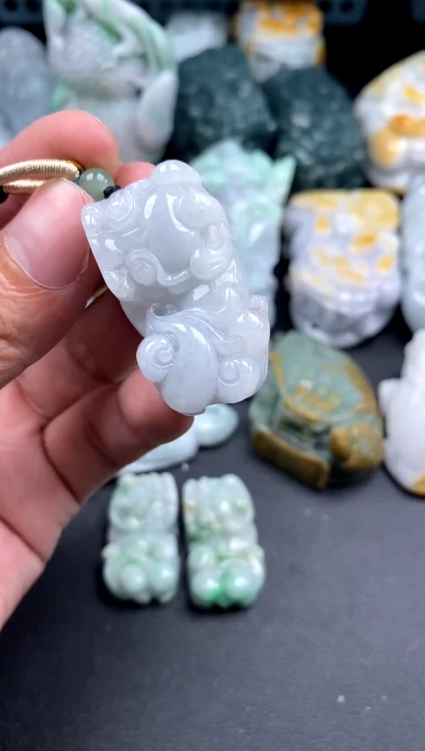 吊坠(不含链)未镶嵌翡翠1