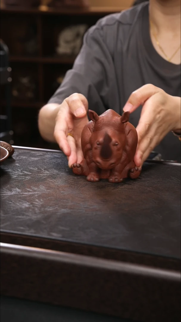 紫砂茶宠紫砂犀牛