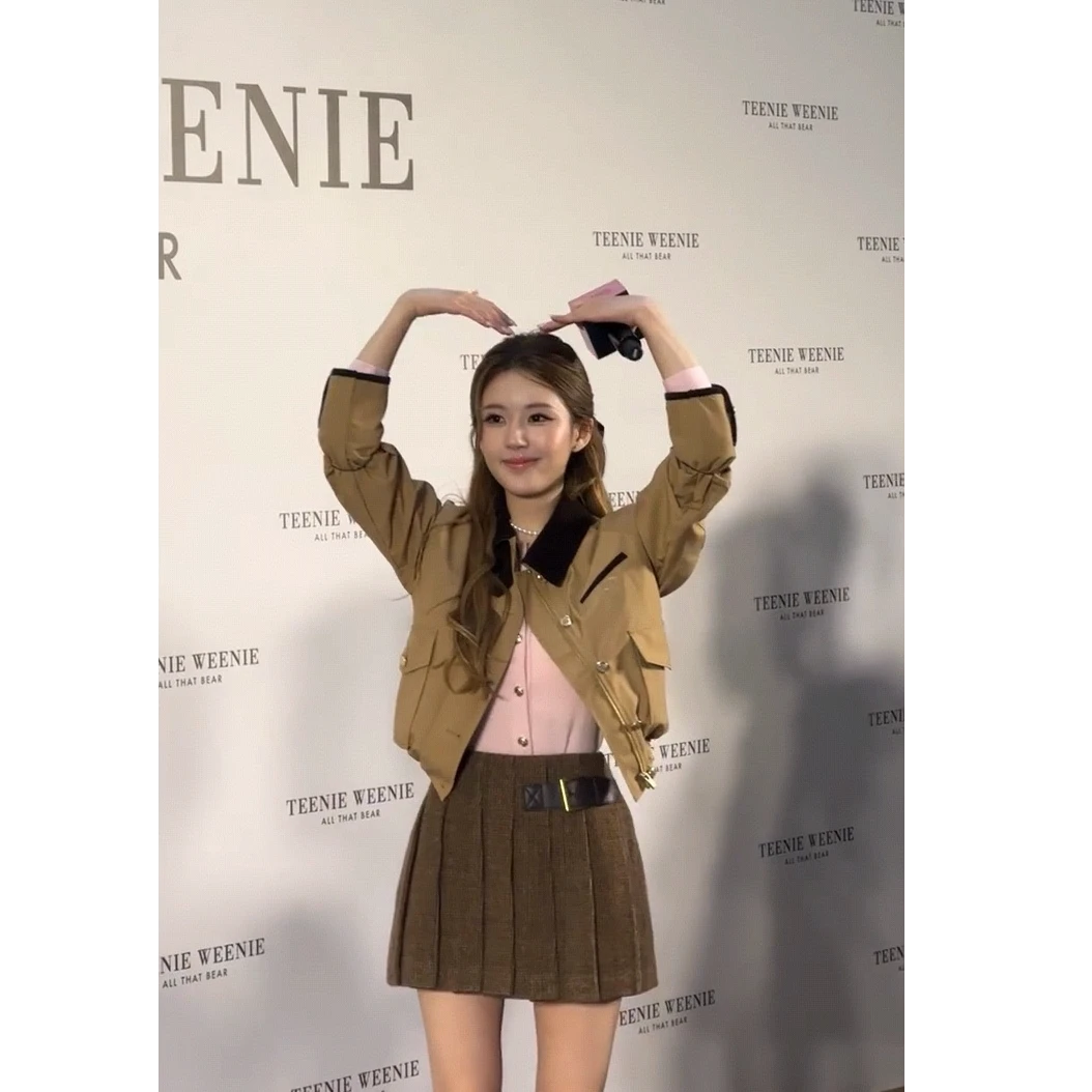 【赵露思同款】学院风复古通勤休闲拉链翻领外套上衣百搭百褶半身裙