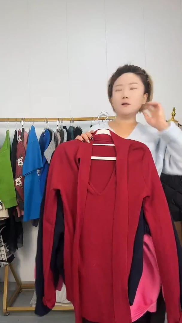 阳**好高品质红色毛衣