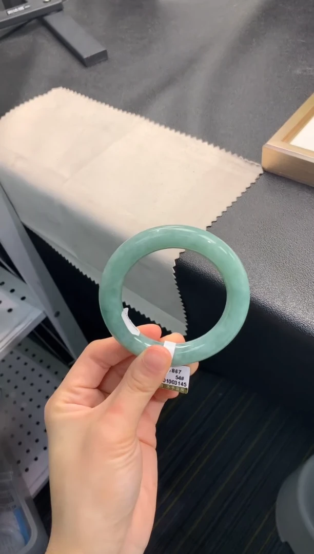 【闪购商品】翡翠手镯未镶嵌..........