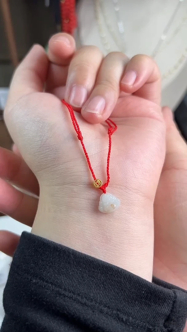 【闪购商品】翡翠手链未镶嵌小佛手链