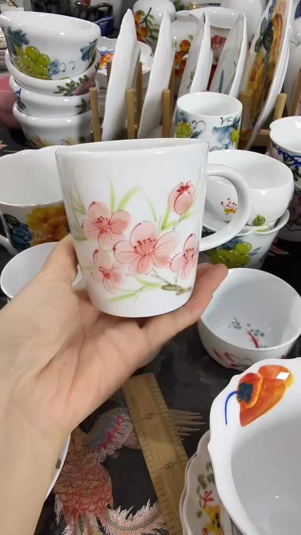 摆件陶瓷景德镇高温瓷（手把杯）