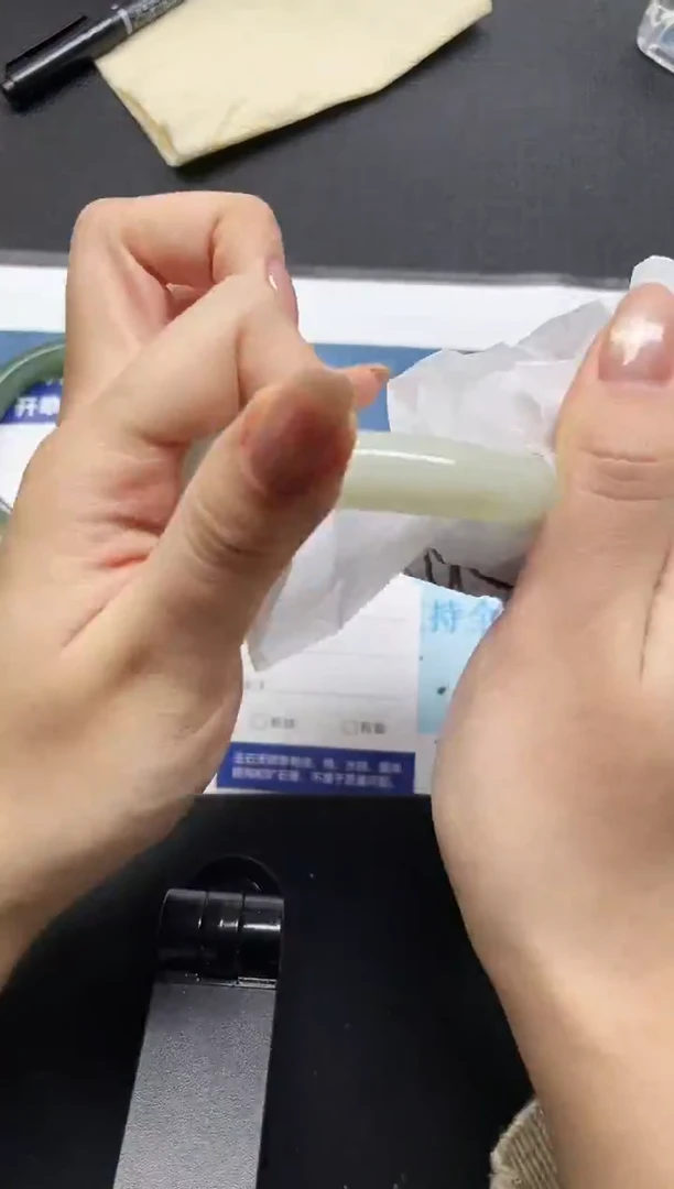 未镶嵌手镯石英质玉10-58