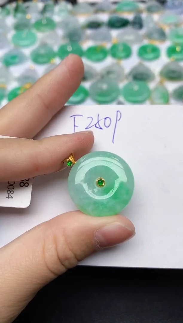 颈饰18K金镶嵌翡翠天然缅甸A货翡翠百元以上9元证书费自理