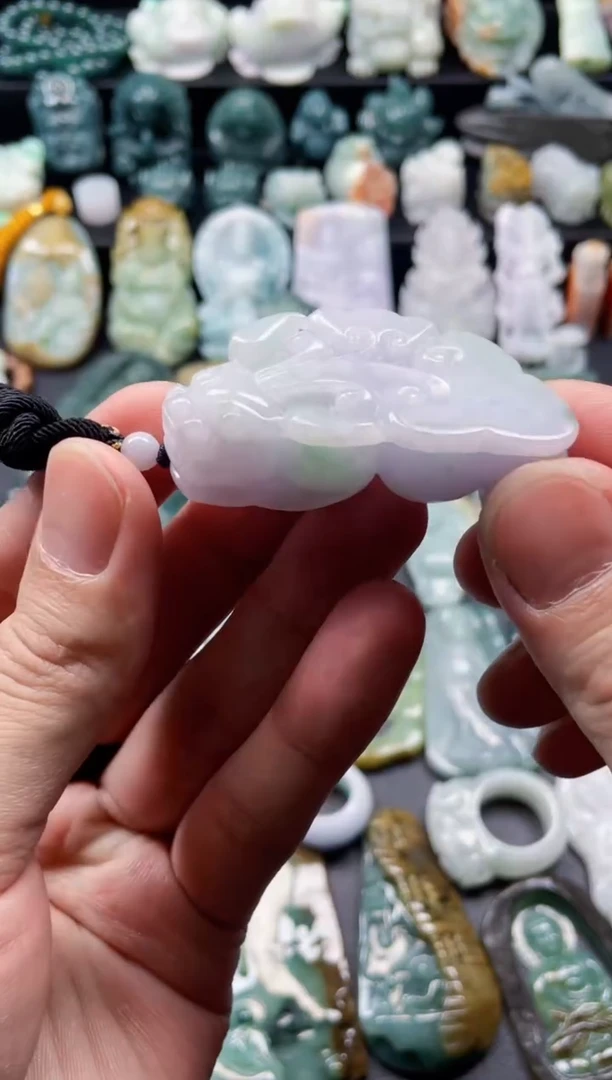 颈饰未镶嵌翡翠32  天然翡翠a货  貔貅