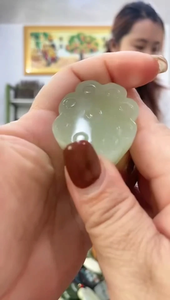 未镶嵌岫玉挂件