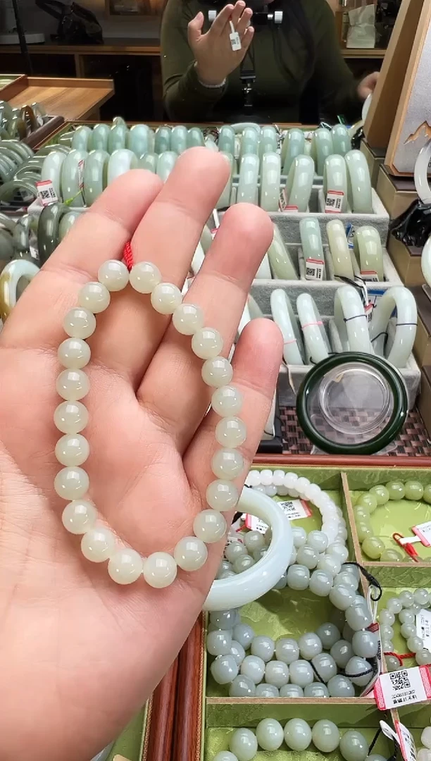 未镶嵌手串和田玉且末料青白玉手串卡8