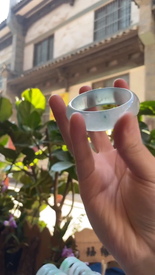 未镶嵌手镯翡翠54圈