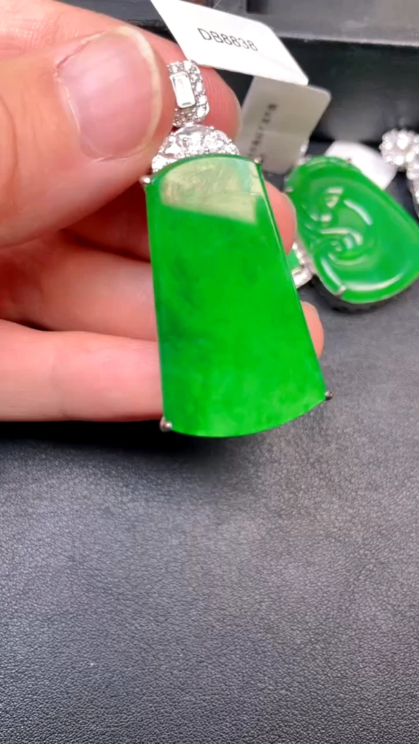 吊坠(不含链)银S925镶嵌翡翠吊坠