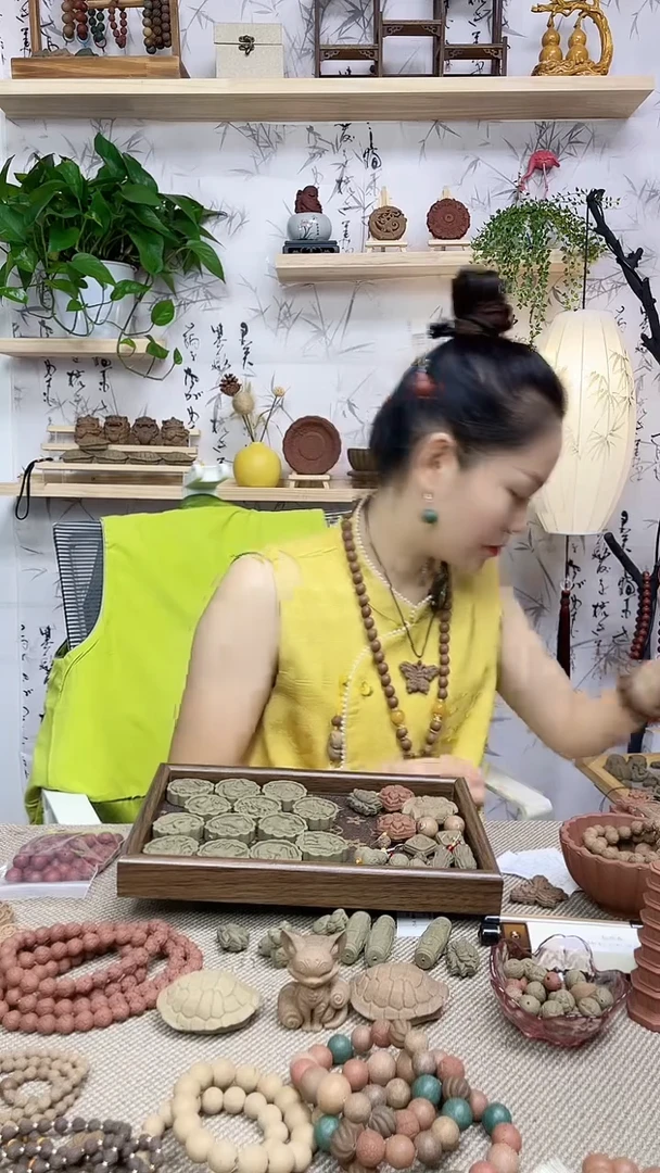 泥塑菊珀安神仙子