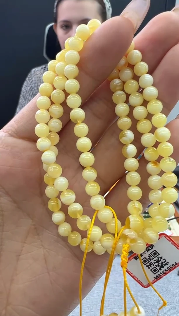 【闪购商品】琥珀颈饰未镶嵌249秒拍号