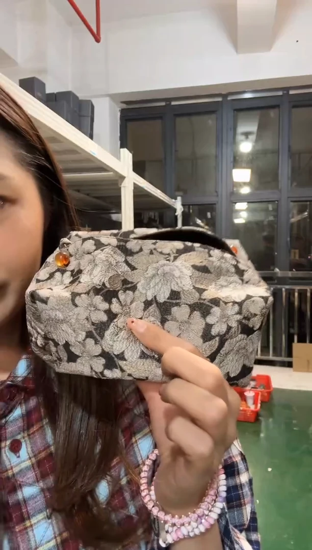 【闪购商品】J388------------