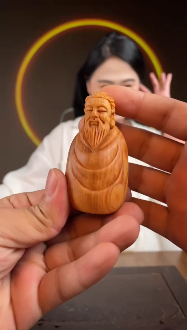 柏木（崖柏）手工摆件,先抢先得! 编号:41