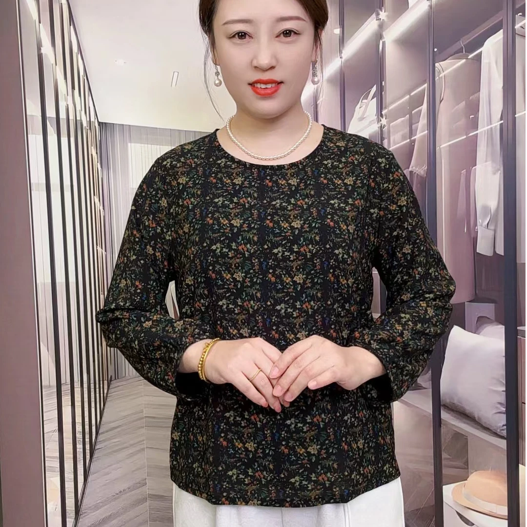 新款碎花长袖T恤女气质减龄圆领复古小衫轻薄透气百搭妈妈装上衣