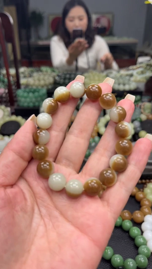 【闪购商品】和田玉手串未镶嵌新疆且末糖白卡12