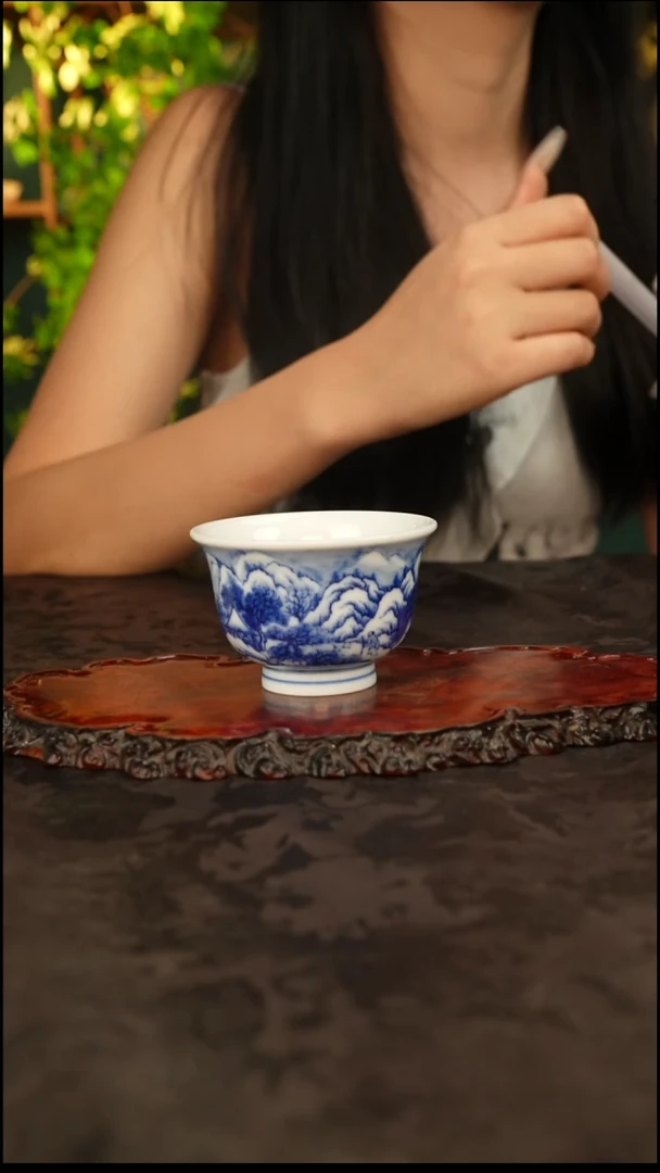 画堂春 青花手绘雪景小压手杯