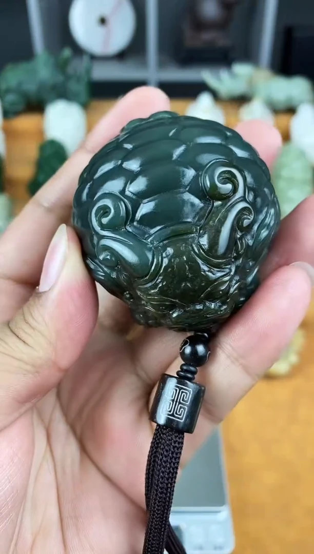 未镶嵌和田玉把件1