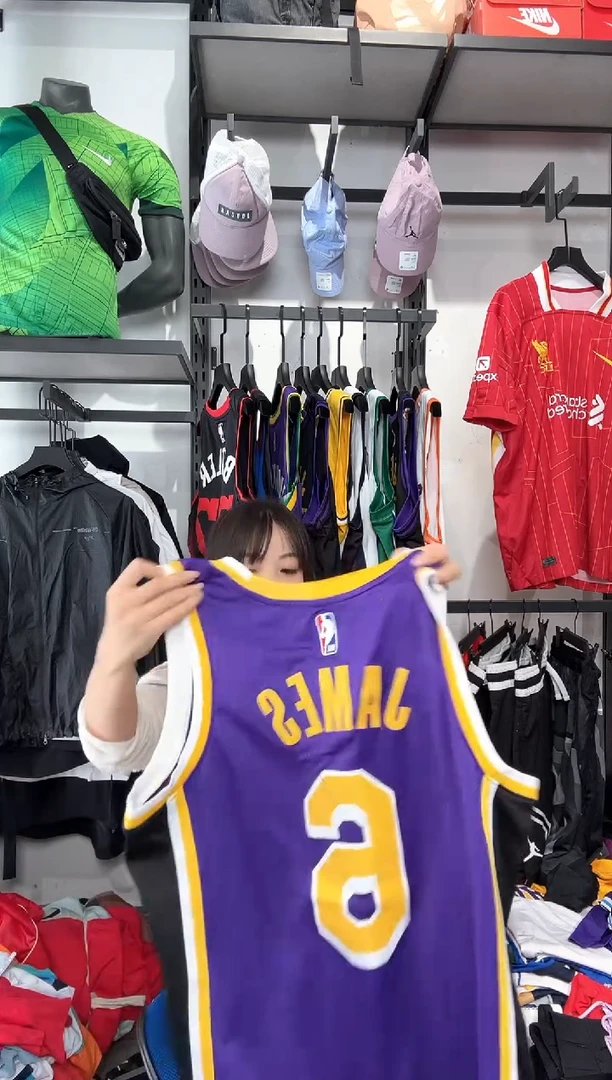 1369  编码 耐克卫衣服饰过款为准 尺码