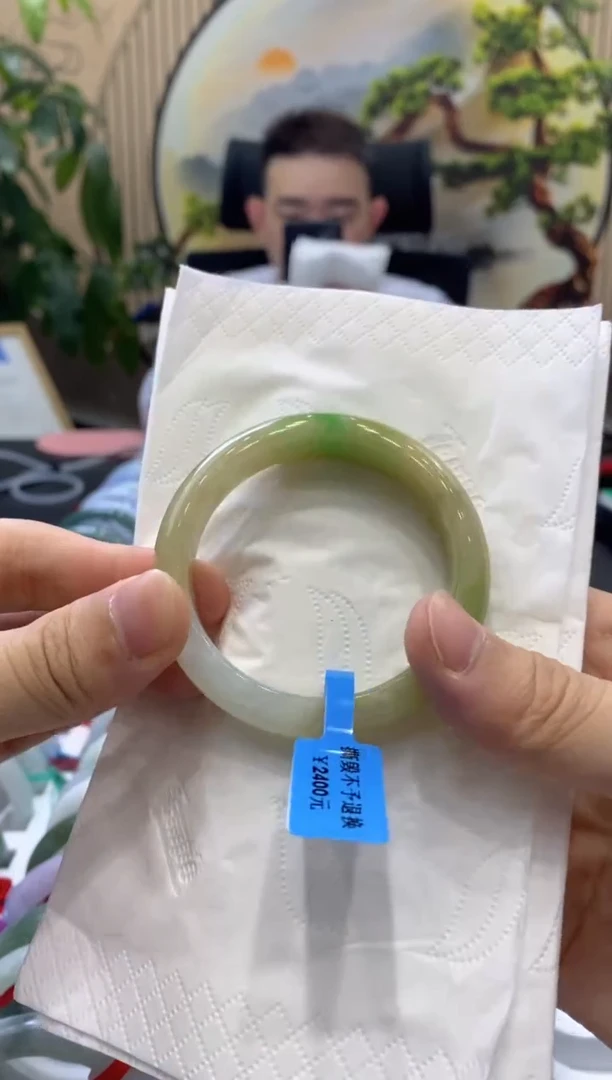 翡翠手镯未镶嵌0000004328