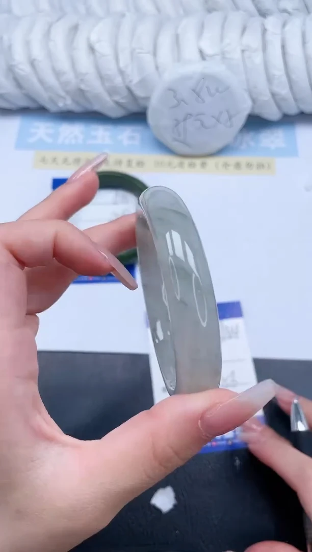 石英质玉手镯未镶嵌T164-56