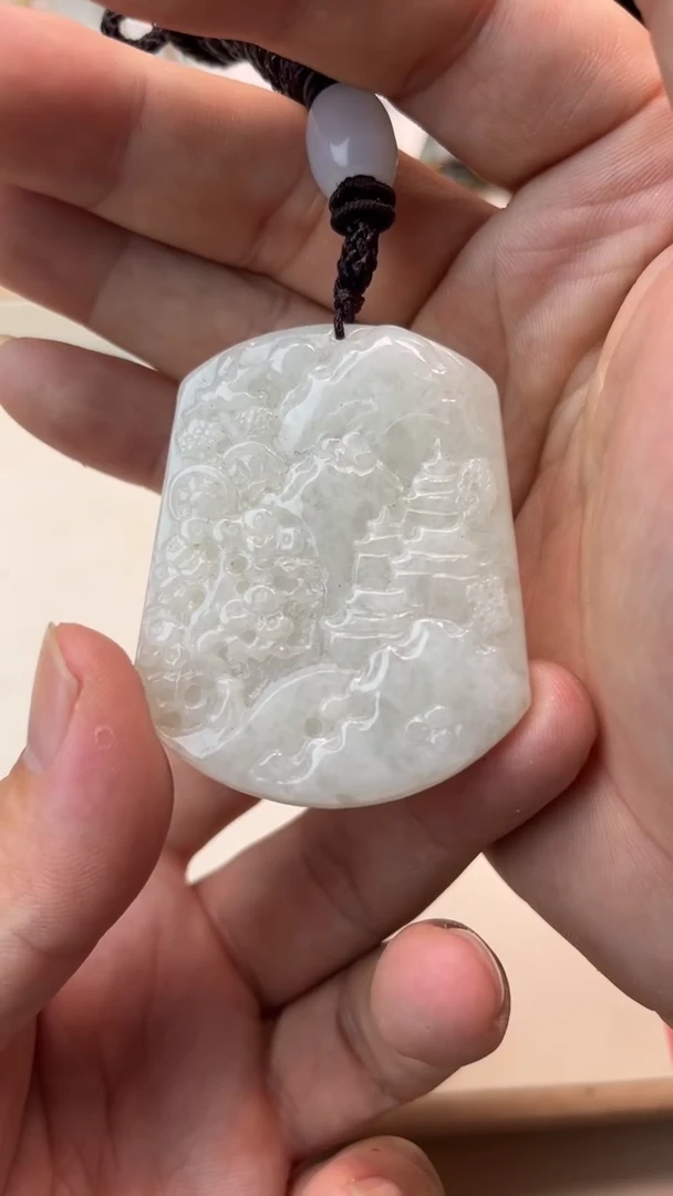 颈饰未镶嵌翡翠平**财天然翡翠