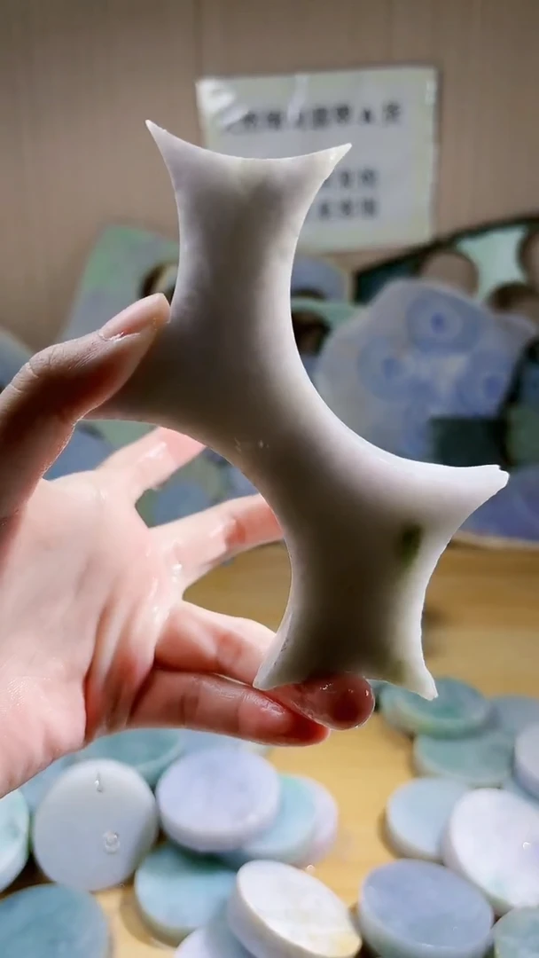 翡翠未镶嵌颈饰翡翠A货 温谭987