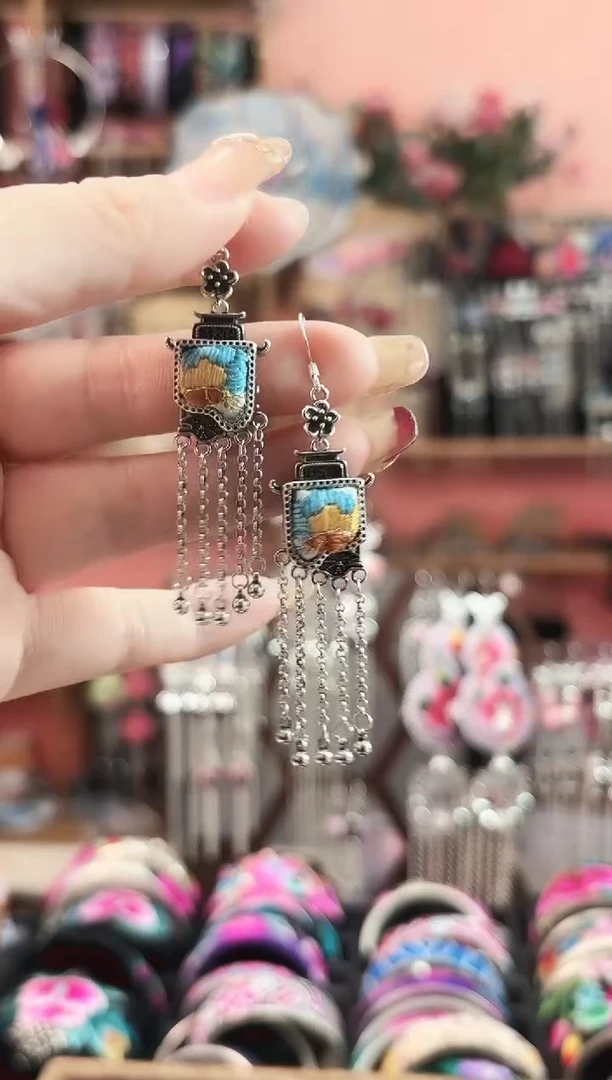 艺枝独绣手工饰品227