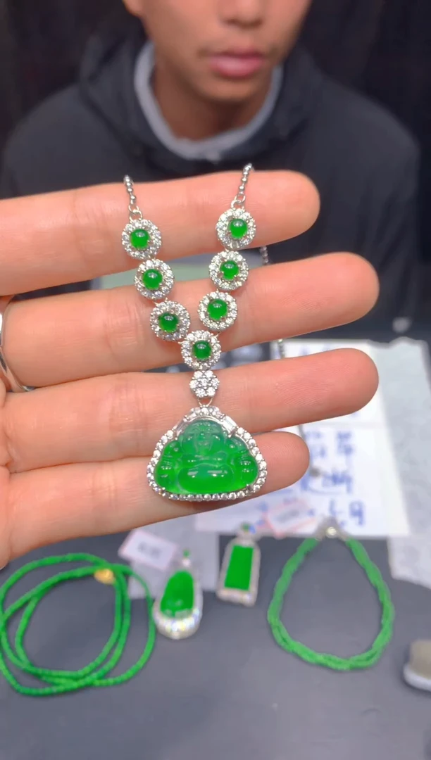 【闪购商品】定制翡翠未镶嵌195多样性发货（发其一）