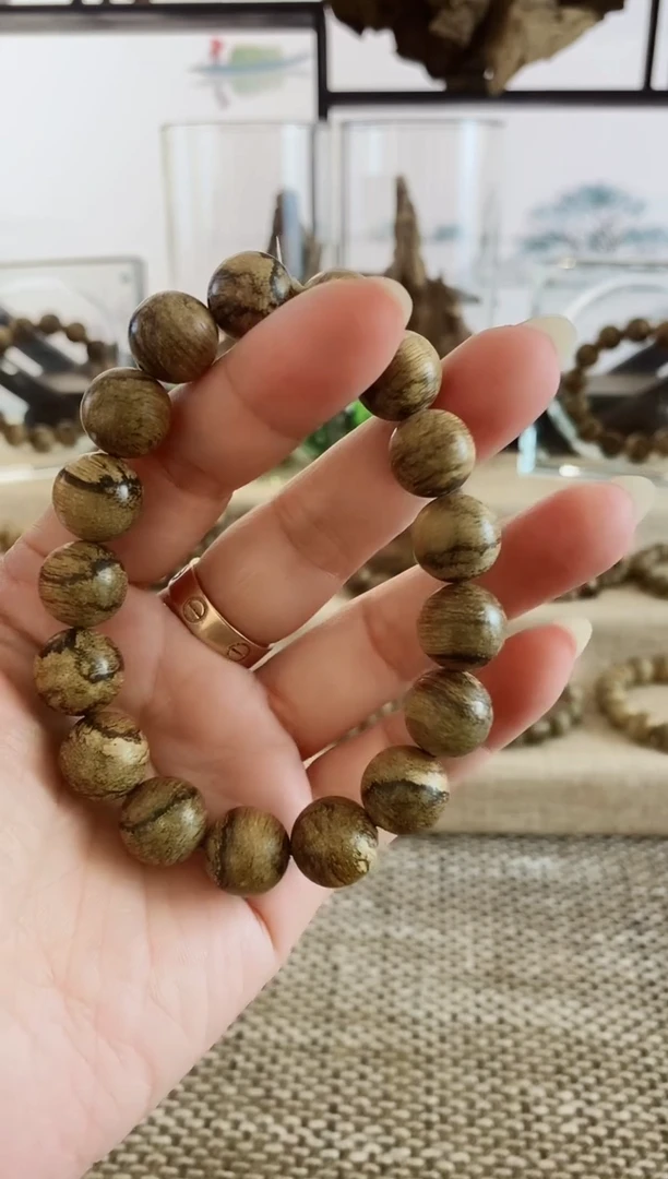 手串沉香正区达拉干百年老料13+MM手串
