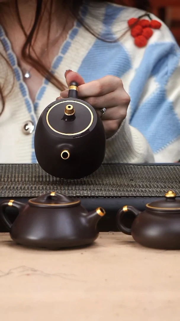 茶壶紫砂四号井茄皮紫泥描金汉铎200cc