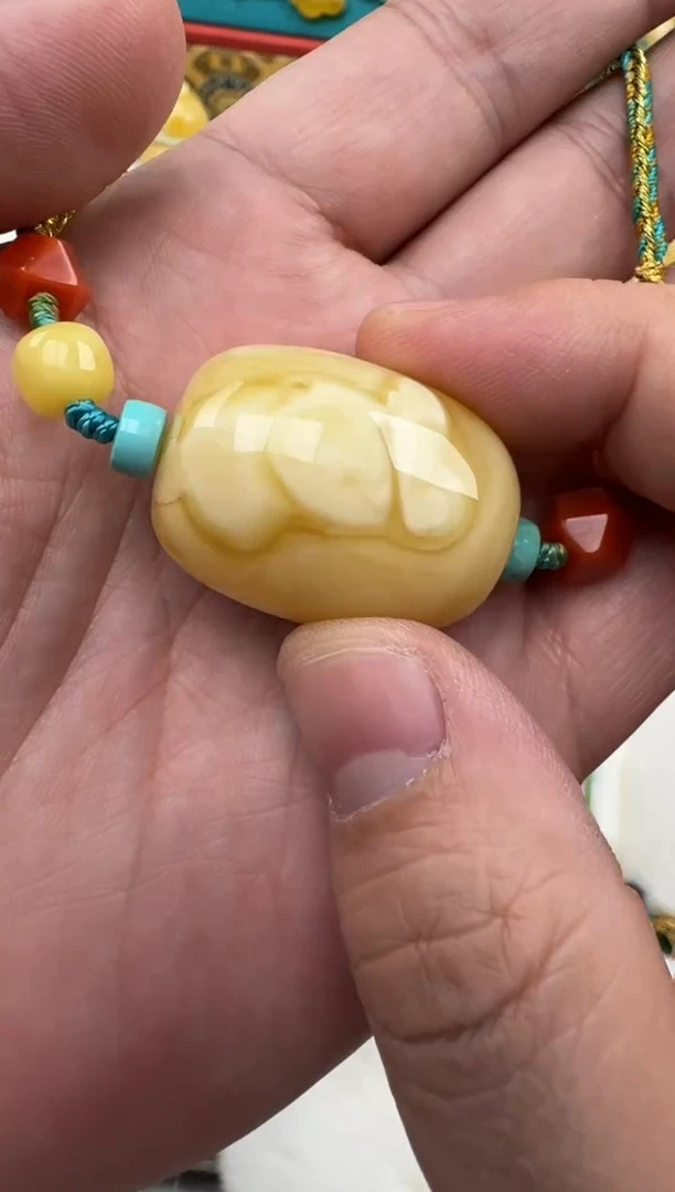 蜜蜡未镶嵌珠宝奇石HZ022