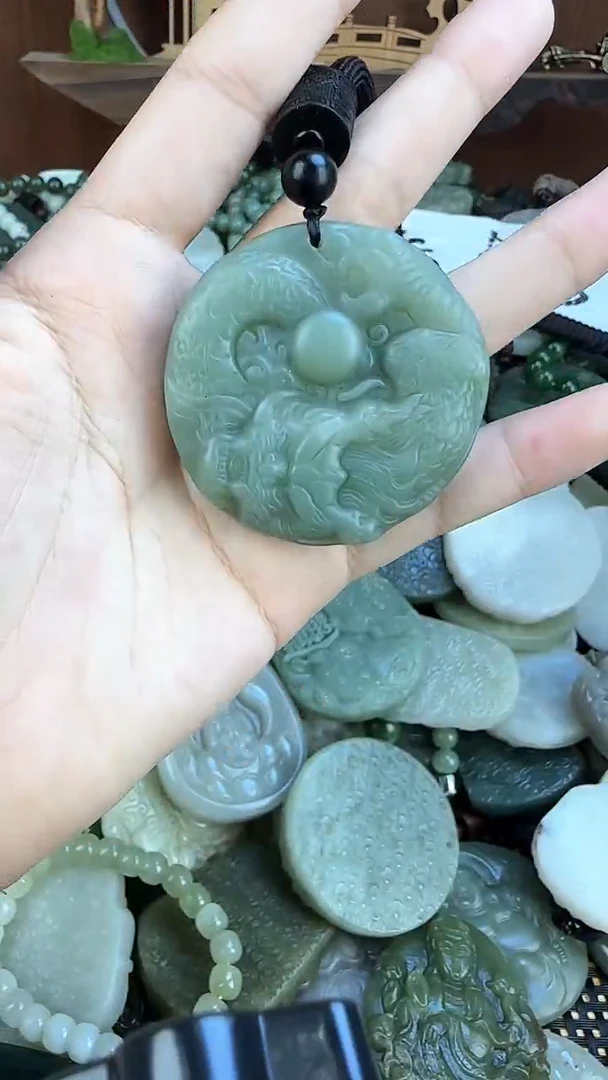 吊坠(不含链)未镶嵌和田玉1