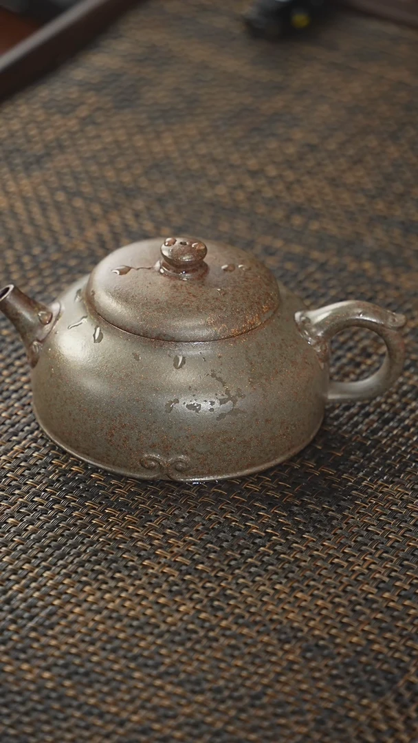 【闪购商品】紫砂茶杯福利半月壶（半手）