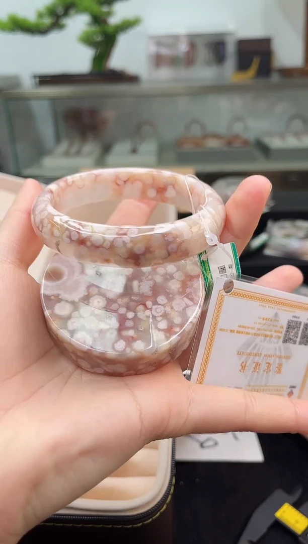 未镶嵌手镯石英质玉62圈口（赠品镯心）6098