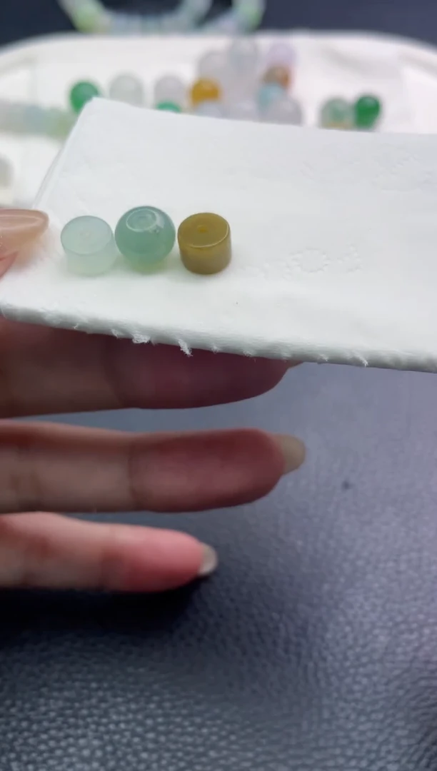 定制翡翠未镶嵌珠子