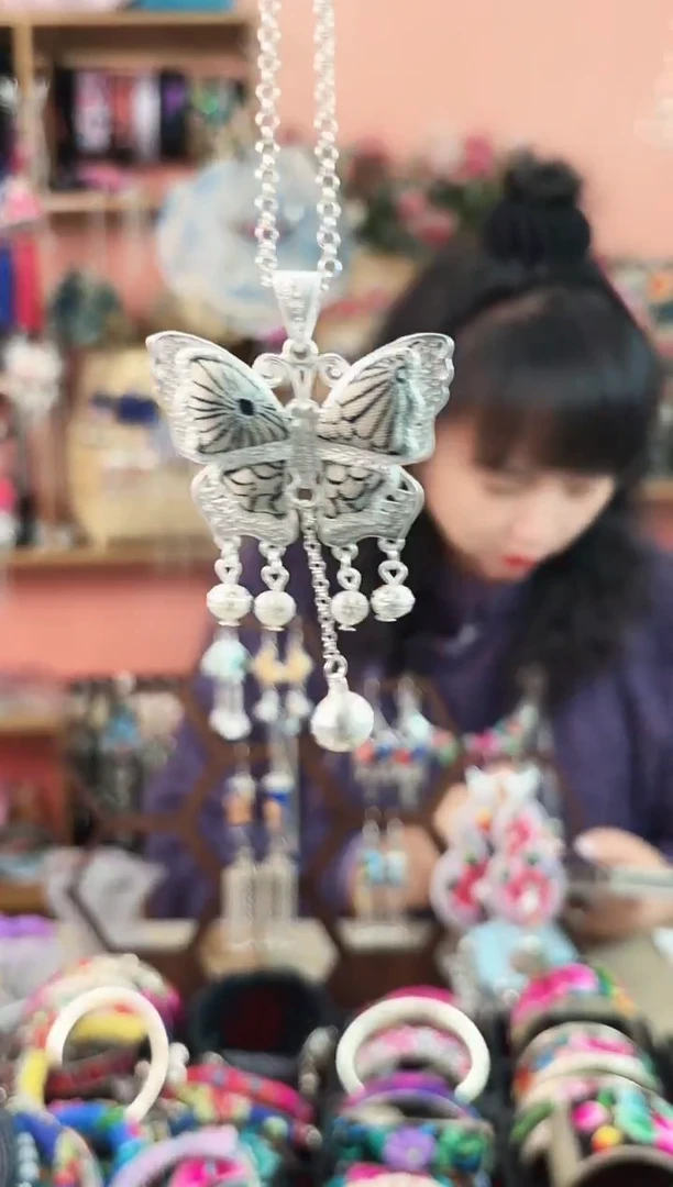 艺枝独绣手工饰品373