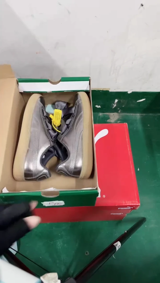 彪马时尚休闲运动鞋35.5M   U141